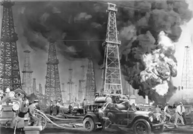 Пожар на нефтяной скважине, Южная Калифорния, Сша, 1931