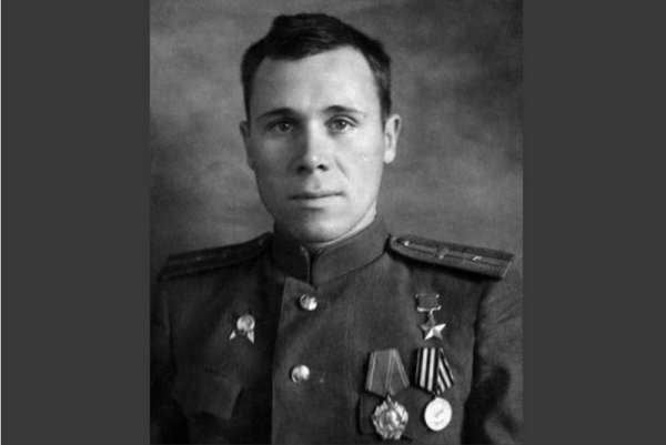 Пулеметчик Вячеслав Чемодуров отразил 19 атак и убил 311 немцев