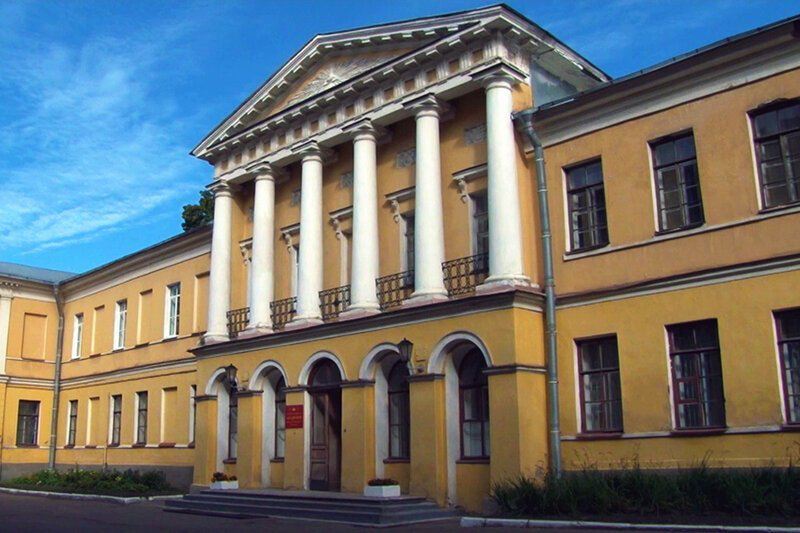 На территории военной академии Санкт-Петербурга прогремел взрыв