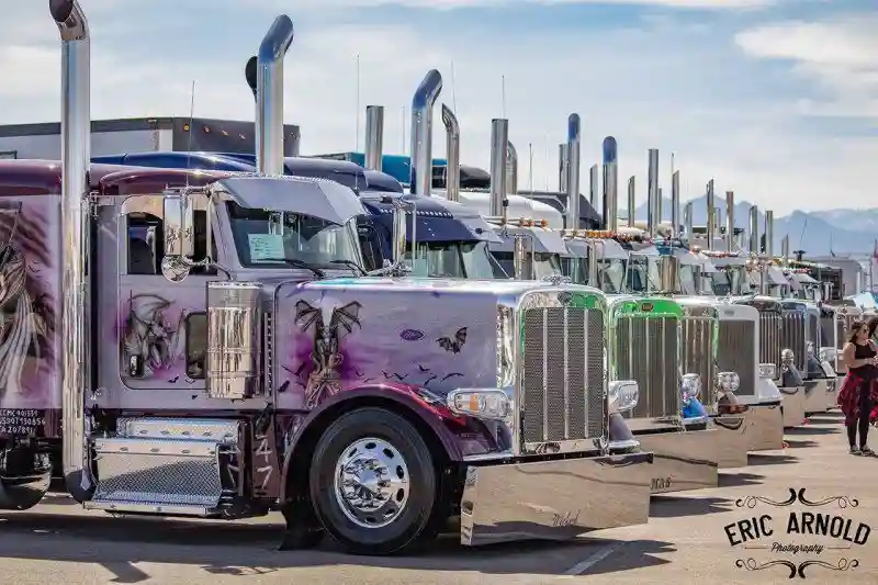 Тюнингованные грузовики Peterbilt, от которых дух захватывает