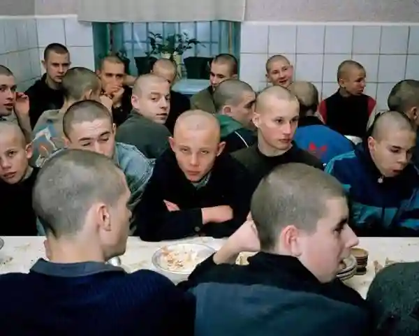 Малолетние заключенные в сибирских колониях