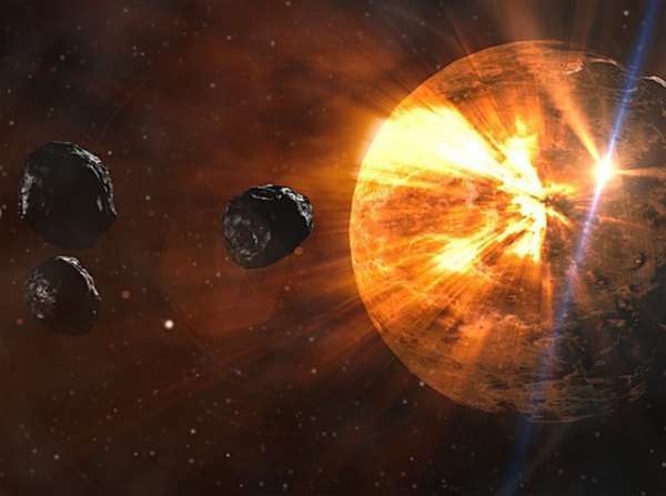 К Земле мчится гигантский астероид