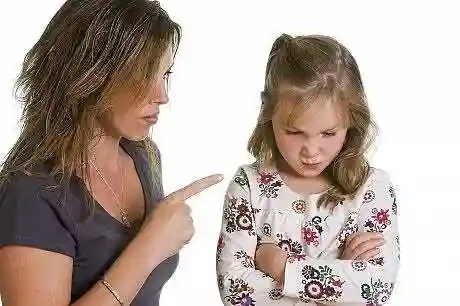 Почему нельзя кричать на ребёнка