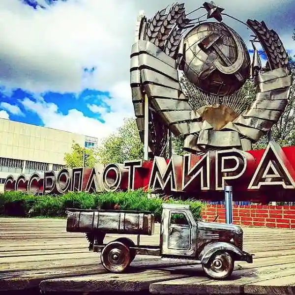 Фото. Грузовые автомобили СССР в миниатюре