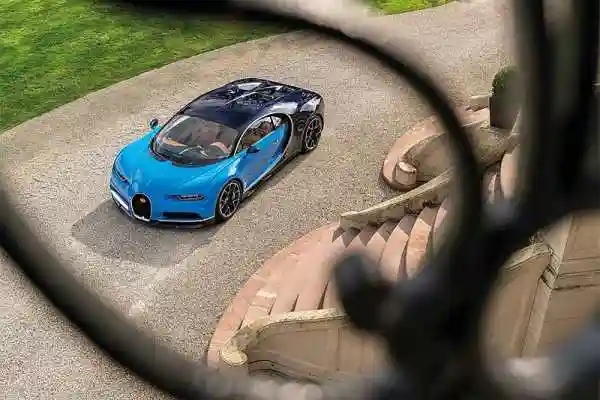 Bugatti представила 1500-сильный Chiron
